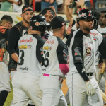 Águilas hunde a Magallanes con otra dejada en el terreno